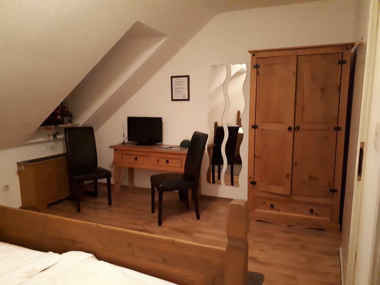 Herberg Die Alte Schleuse Manderscheid Luaran gambar