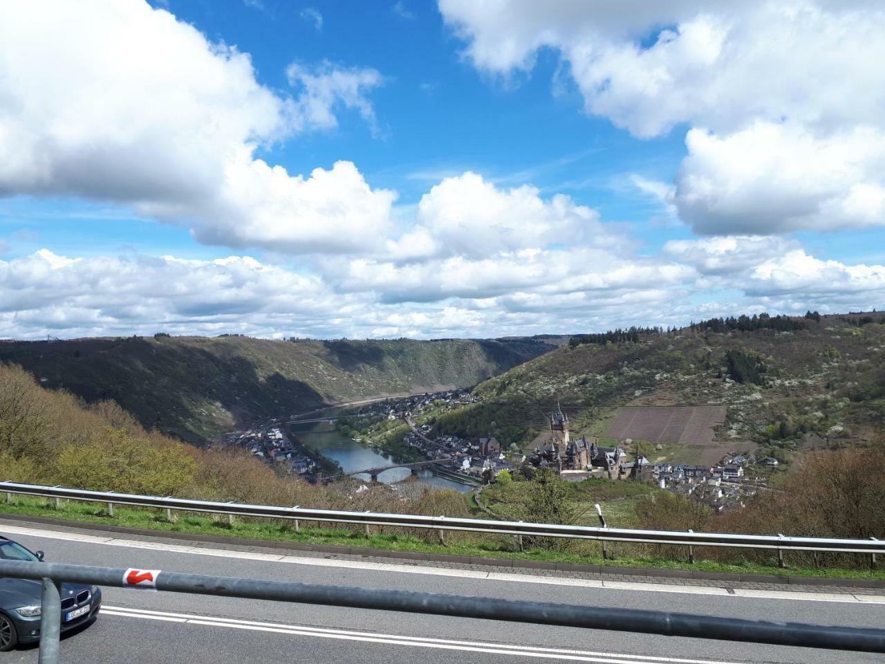 Herberg Die Alte Schleuse Manderscheid Luaran gambar